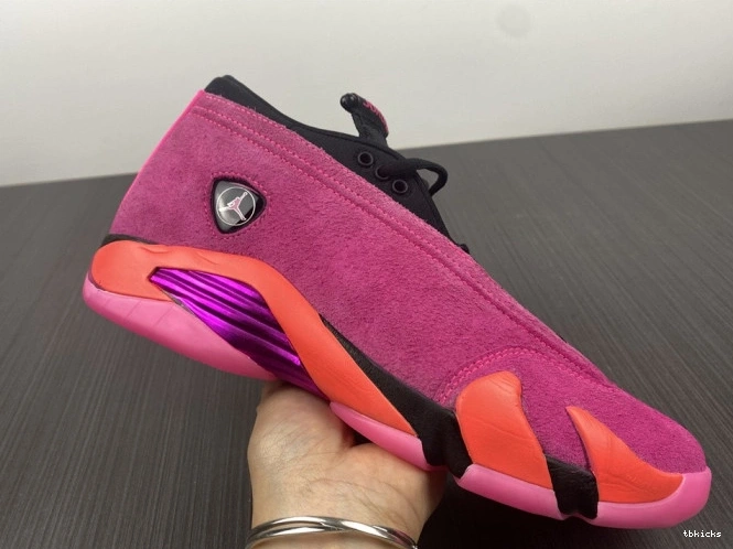 Reps TB (W) Retro Shocking 14 Low Pink Jordan DH4121-600 0731
